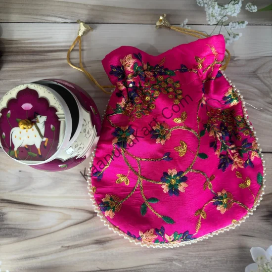 Varnika – The Festive Art Hamper Optimized